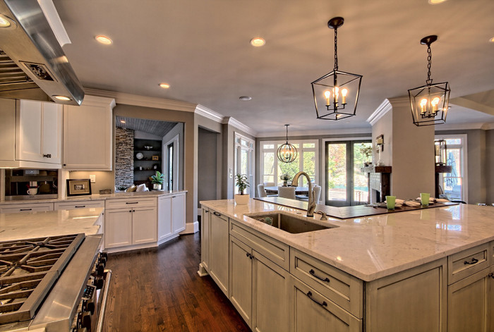 kitchen-featuring-leicht-and-jay-rambo-cabinetry-09-700x471
